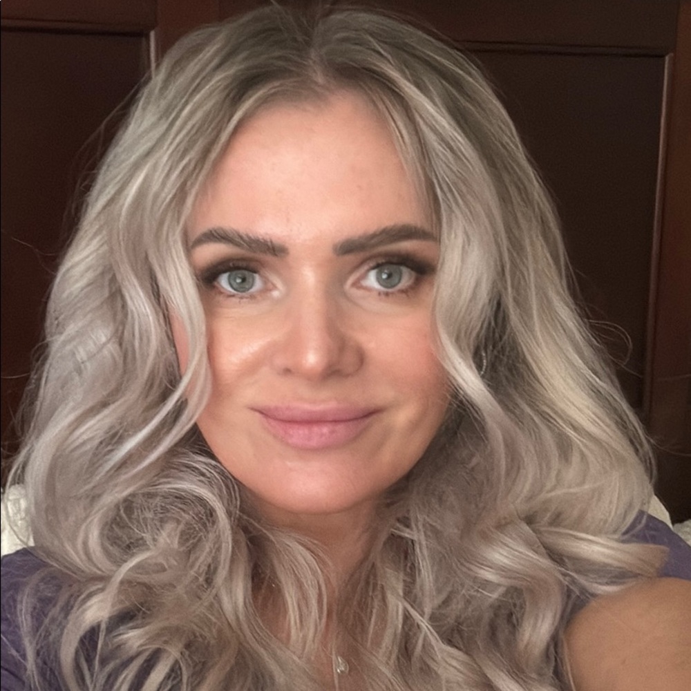 Meet your Posher, Natasha